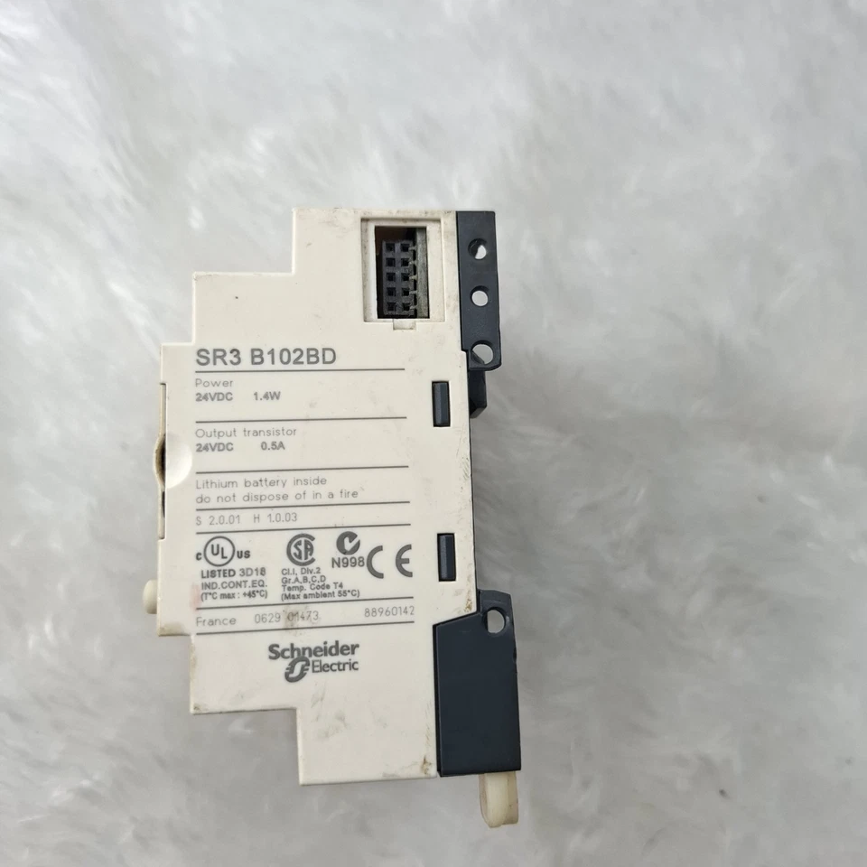 Telemecanique SR3 B102BD Programmable Smart Relay 24VDC SR3B102BD